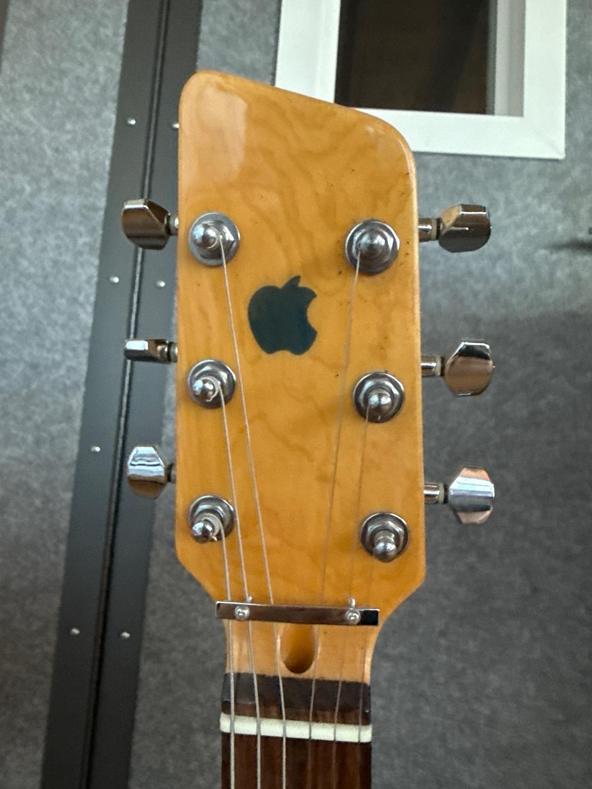 Apple Themed Electric Guitar, photo 3